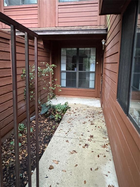 Building Photo - 809 SW 55th Terrace