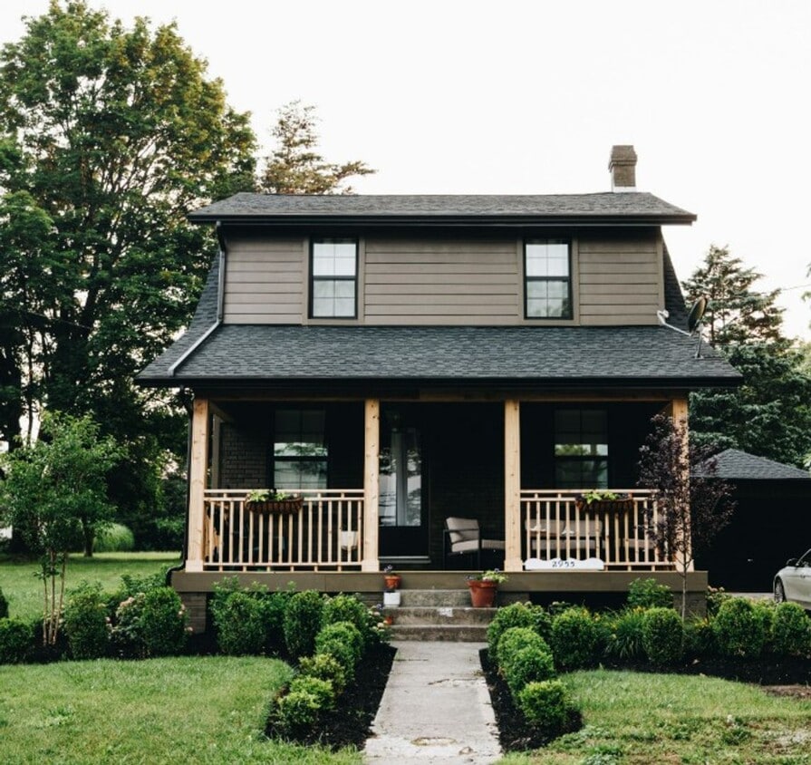 Building Photo - Newly Renovated 2 Bed, 1 Bath Home in Central Schools!!