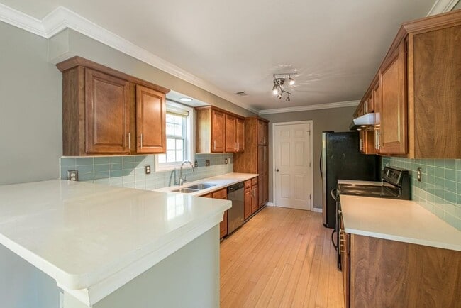 Foto del edificio - 2696 Silver Hill Terrace SE