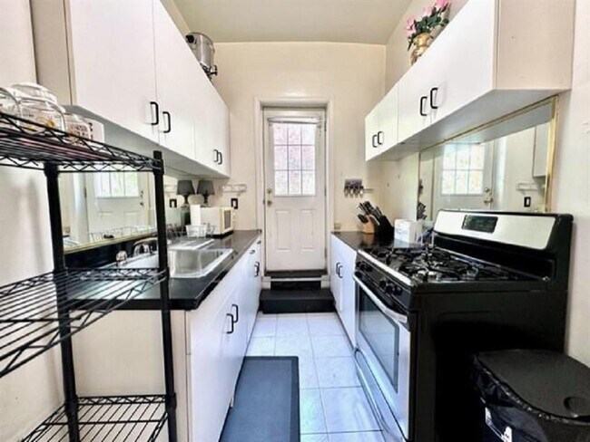 Foto del edificio - 599 Carroll St