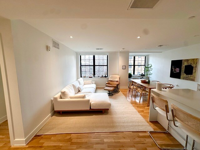 Foto del edificio - 1650 Harvard St NW