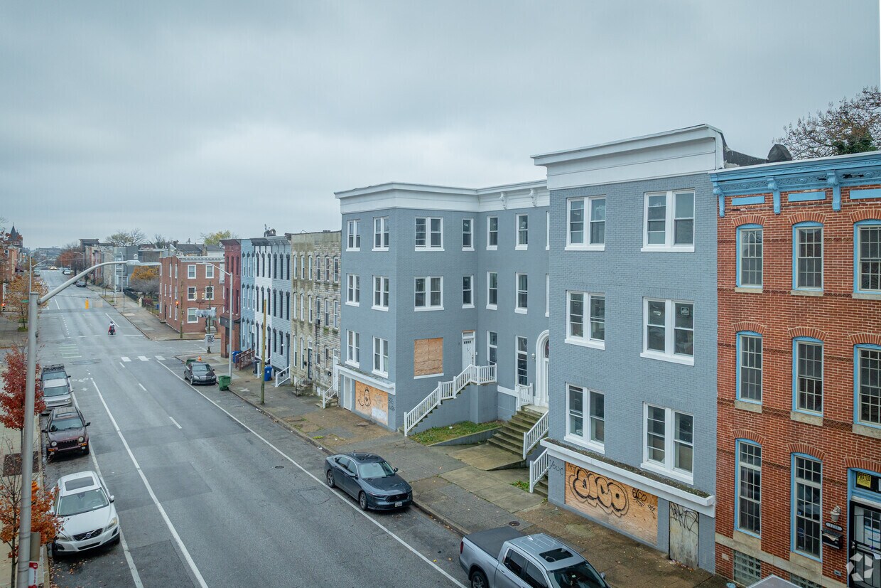 Building Photo - 1217 E Preston St