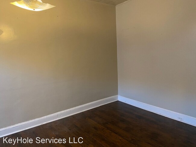 Building Photo - 3 br, 1.5 bath House - 1626 westwood Ave