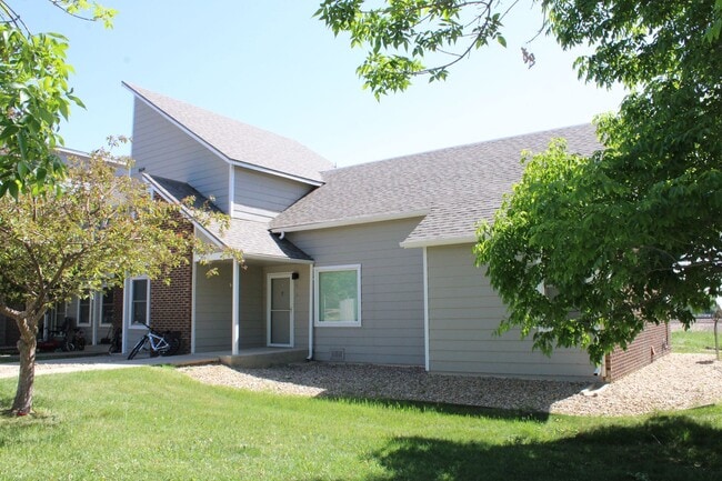 Building Photo - 1604 N 4th St