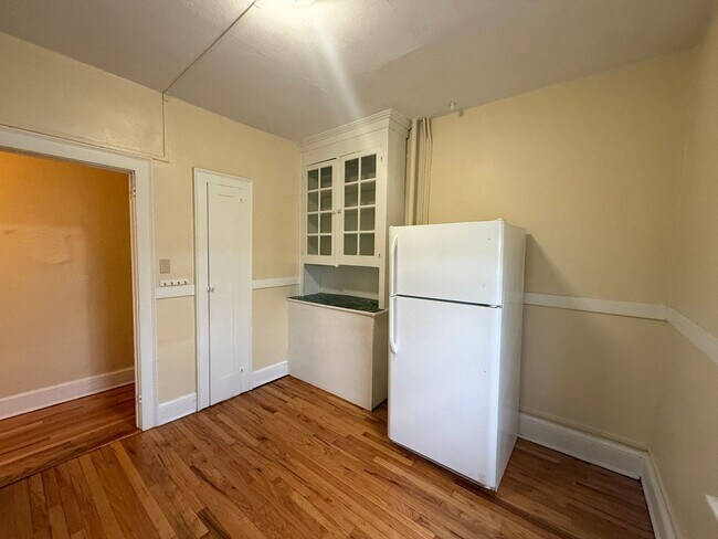 Foto del edificio - 851-853-853 Wethersfield Ave