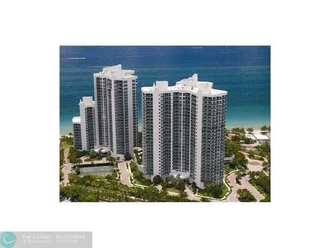 Foto del edificio - 3200 N Ocean Blvd