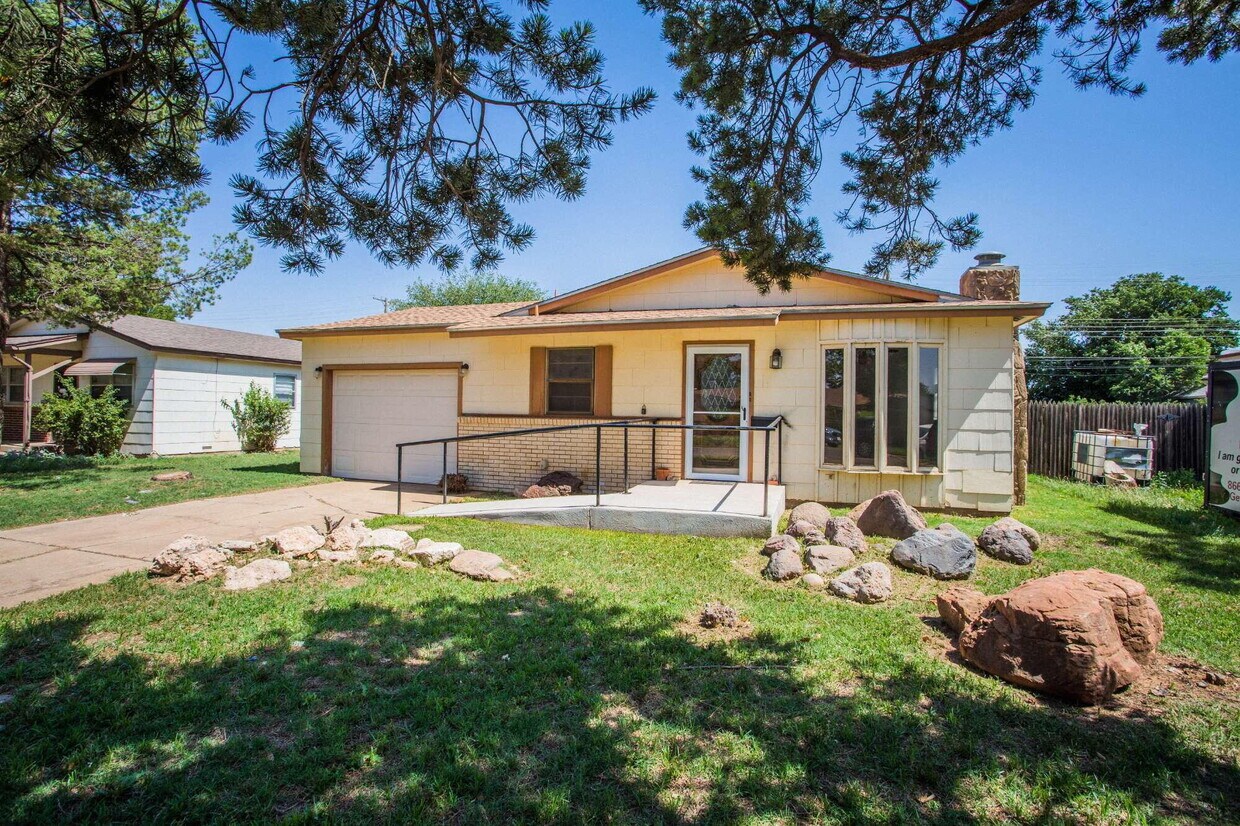 Foto principal - 4508 52nd St