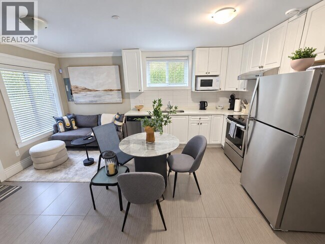 Photo du bâtiment - 2127 E 46th Ave