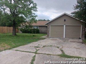 Primary Photo - 5918 Mystery Lake St