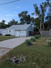 Building Photo - 245 NW 51st Pl