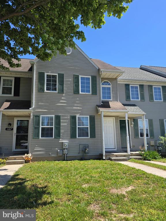 Foto principal - 145 Holmes St