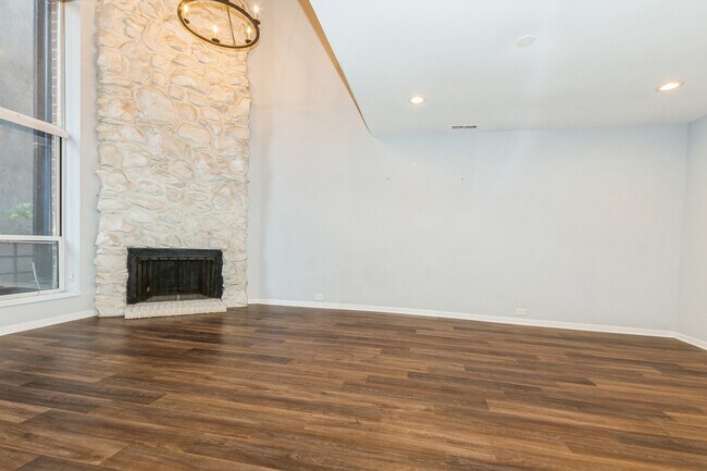 Foto del edificio - 5400 E Hyde Park Blvd