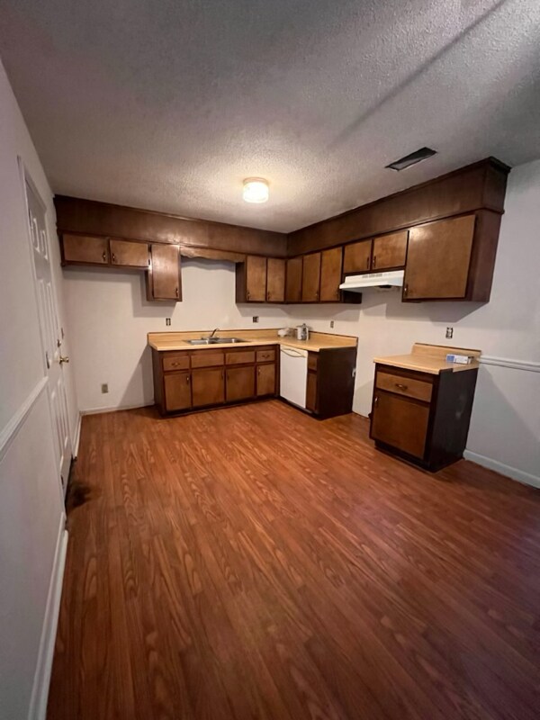 Foto del edificio - 130 James Ave
