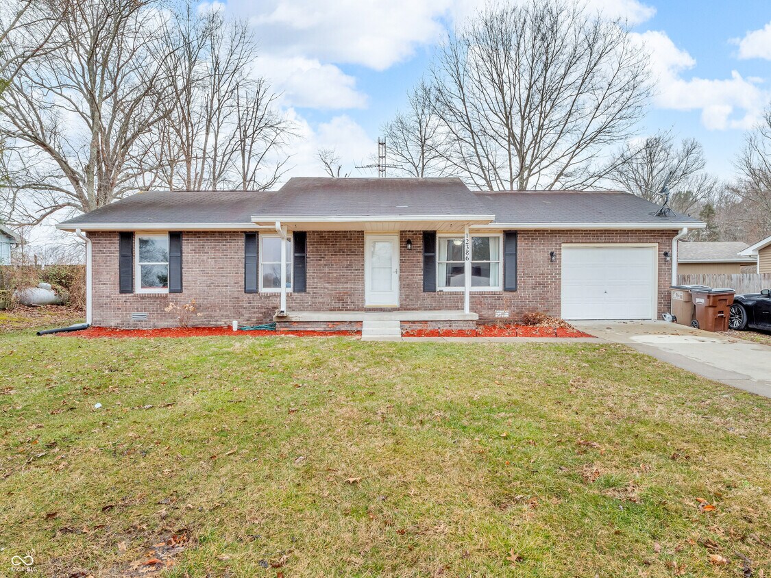 Foto principal - 12386 S Hillview Dr
