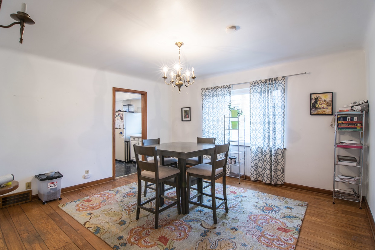 Dining Room - 3159 Bellewood Ave