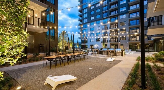 Building Photo - 200 Nerem St NW