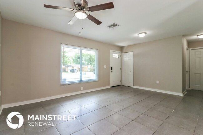 Foto del edificio - 209 Ravenway Dr