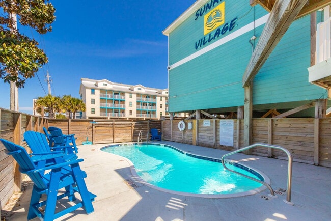Building Photo - 1159 W Beach Blvd