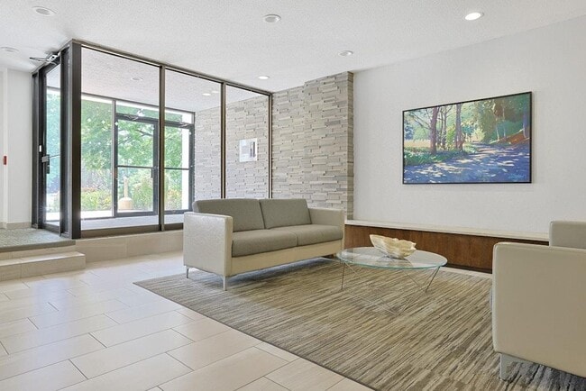 Foto del edificio - 412 Benedict Ave