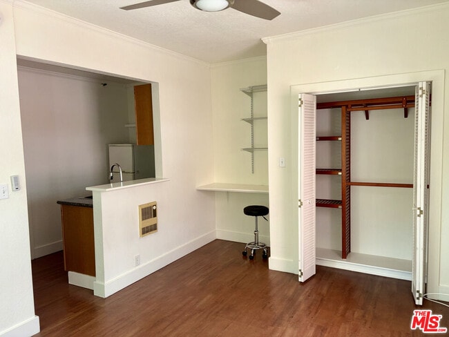 Building Photo - 1735 N Gramercy Pl