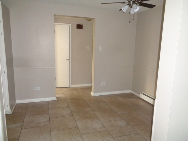 Building Photo - 10748 S Harlem Ave