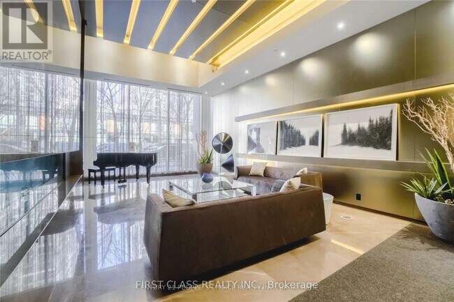 Photo du bâtiment - 101 Charles St E