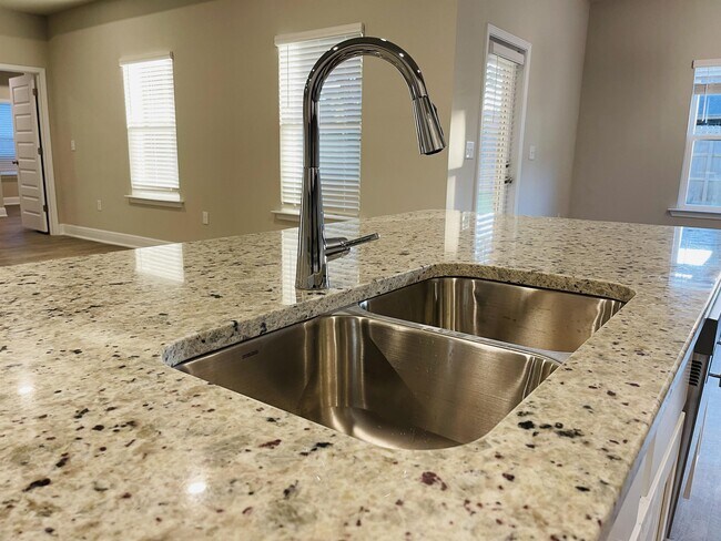 Building Photo - 24119 Affirmed Ave