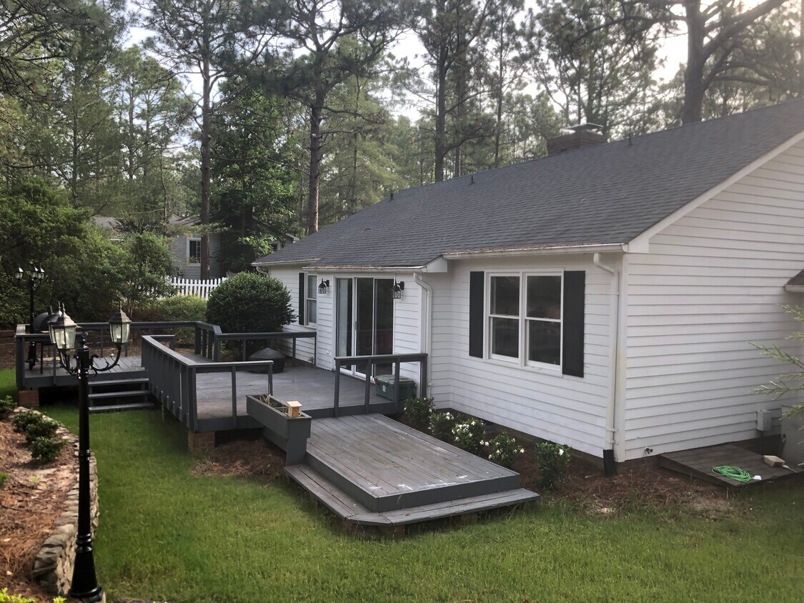 Primary Photo - 300 Central Dr