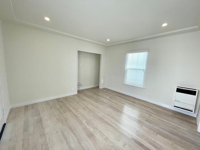 Foto del edificio - 10368-10384 1/2 Bellwood Ave