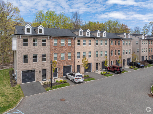 Foto del edificio - The Abbe At Little Falls Station