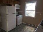 Foto principal - $1000 - 2 Bedroom 1 Bath Duplex - Newly Re...