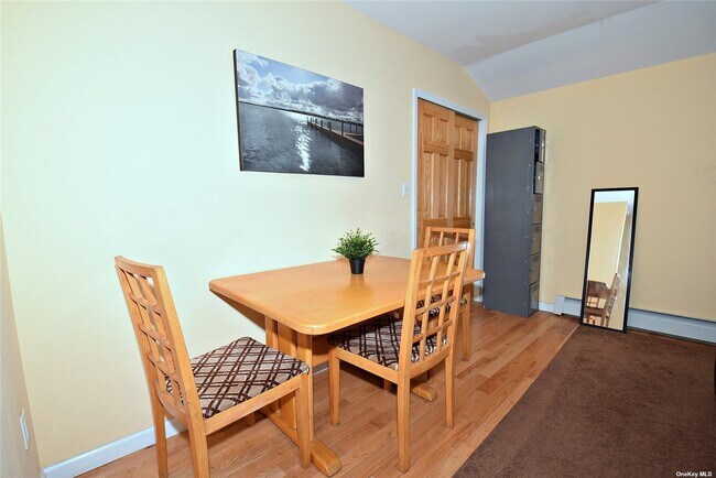 Foto del edificio - 145-35 123rd Ave