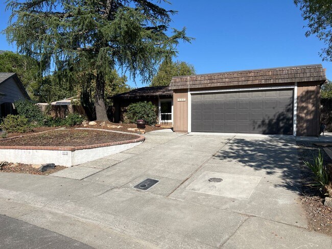 Foto del edificio - 4 br, 2 bath House - 1133 Auburn Drive