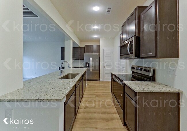 Building Photo - 6100 Taramore Ln NW