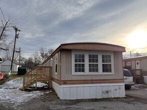 Building Photo - 109 SW Ave