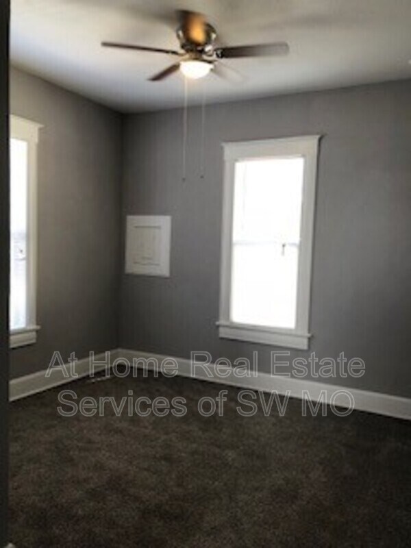 Foto del edificio - 626 S New Ave