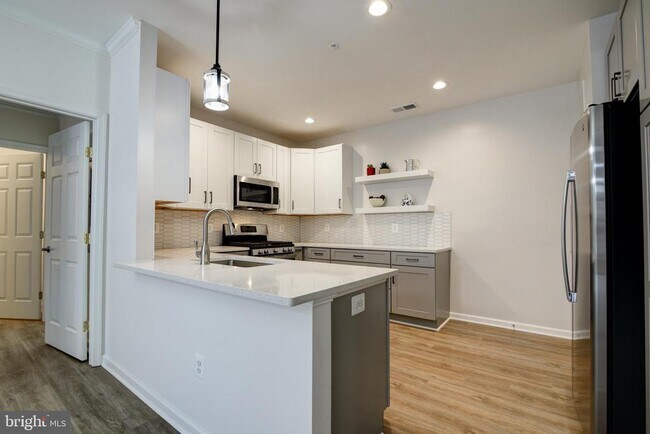 Foto del edificio - 4210 Mozart Brigade Ln