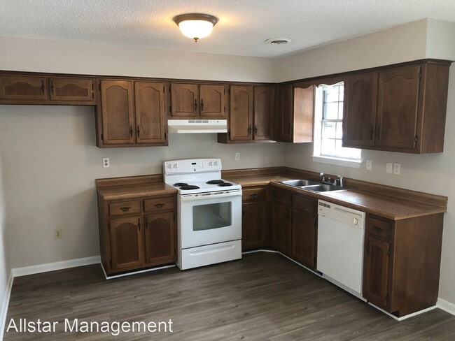 Building Photo - 3 br, 1 bath House - 6470 Birchfield Circle