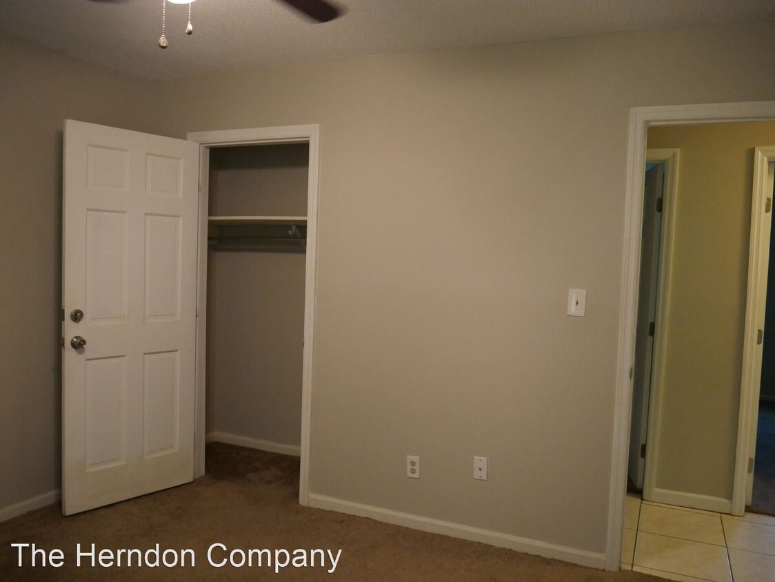 Primary Photo - 3 br, 1.5 bath House - 201 W. Hill Street
