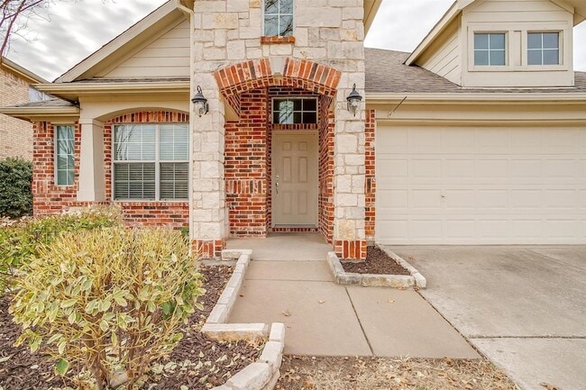 Photo - 1721 Castle Creek Dr House