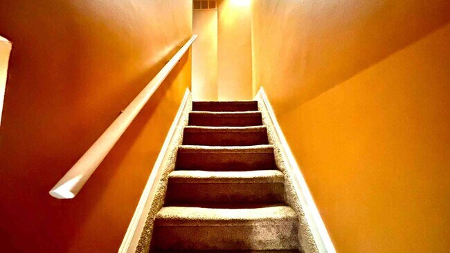 Foto del edificio - 37 Anderson Ct