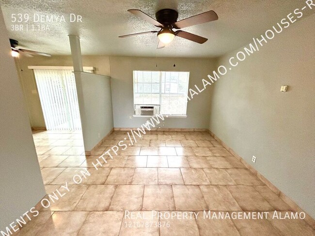 Foto del edificio - **APPLICATION RECEIVED** **MOVE-IN SPECIAL...