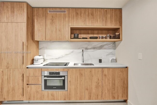 Foto del edificio - 11 NE 6th St