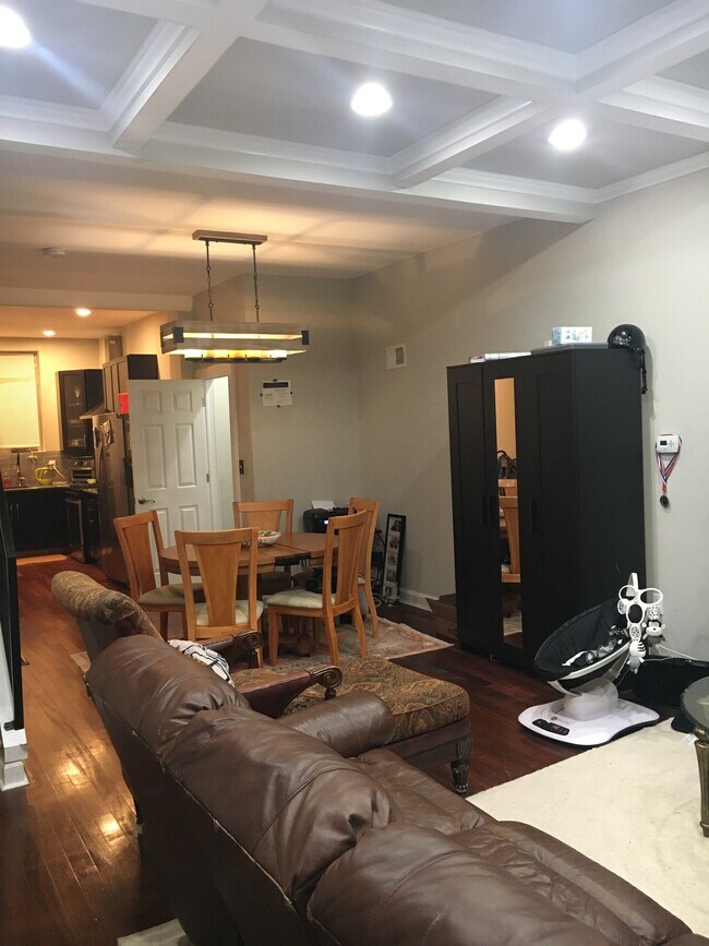 Building Photo - 2063 E Venango St