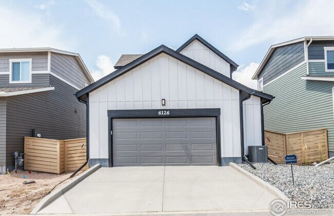 Building Photo - 6126 Red Barn Rd