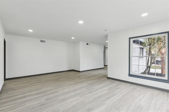 Foto del edificio - 3737 Bilglade Rd