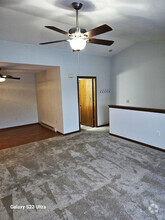 Building Photo - 294 Minz Park Cir