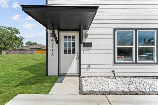 Building Photo - 4511 Reed Rd