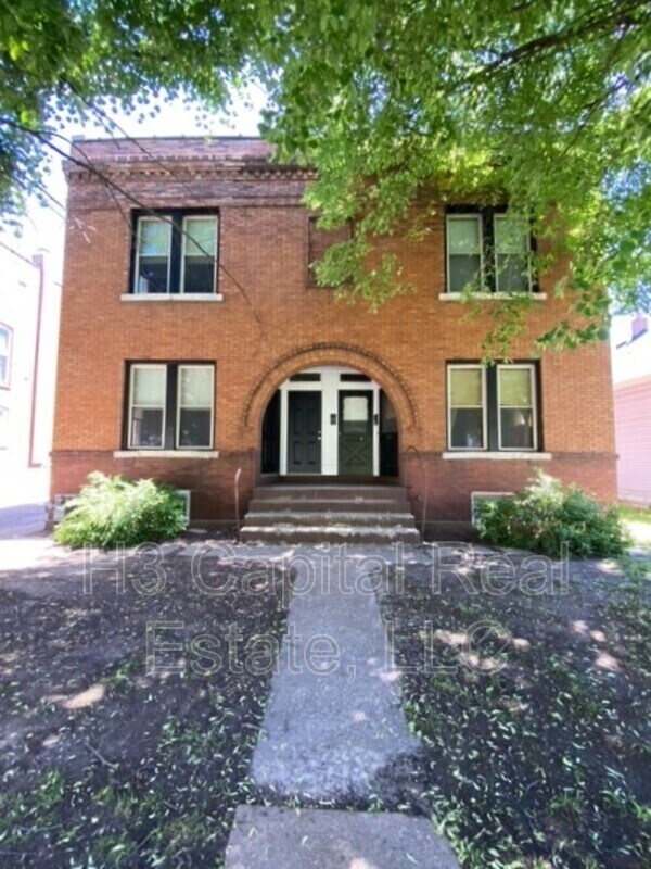 Foto principal - 2214 Edison Ave