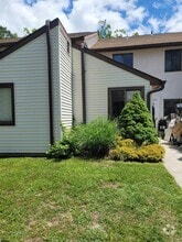Building Photo - 2839 Forsythia Ct